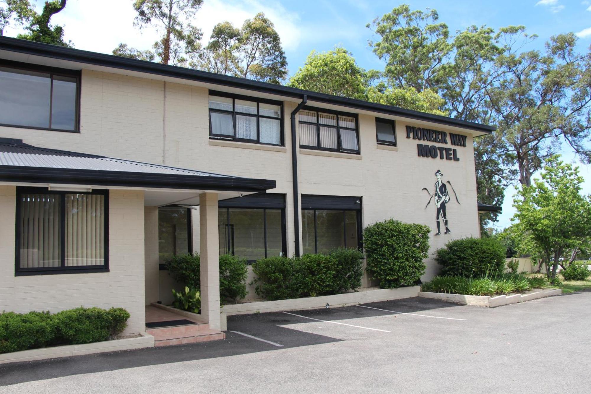 The Pioneer Way Motel Springwood Exterior photo