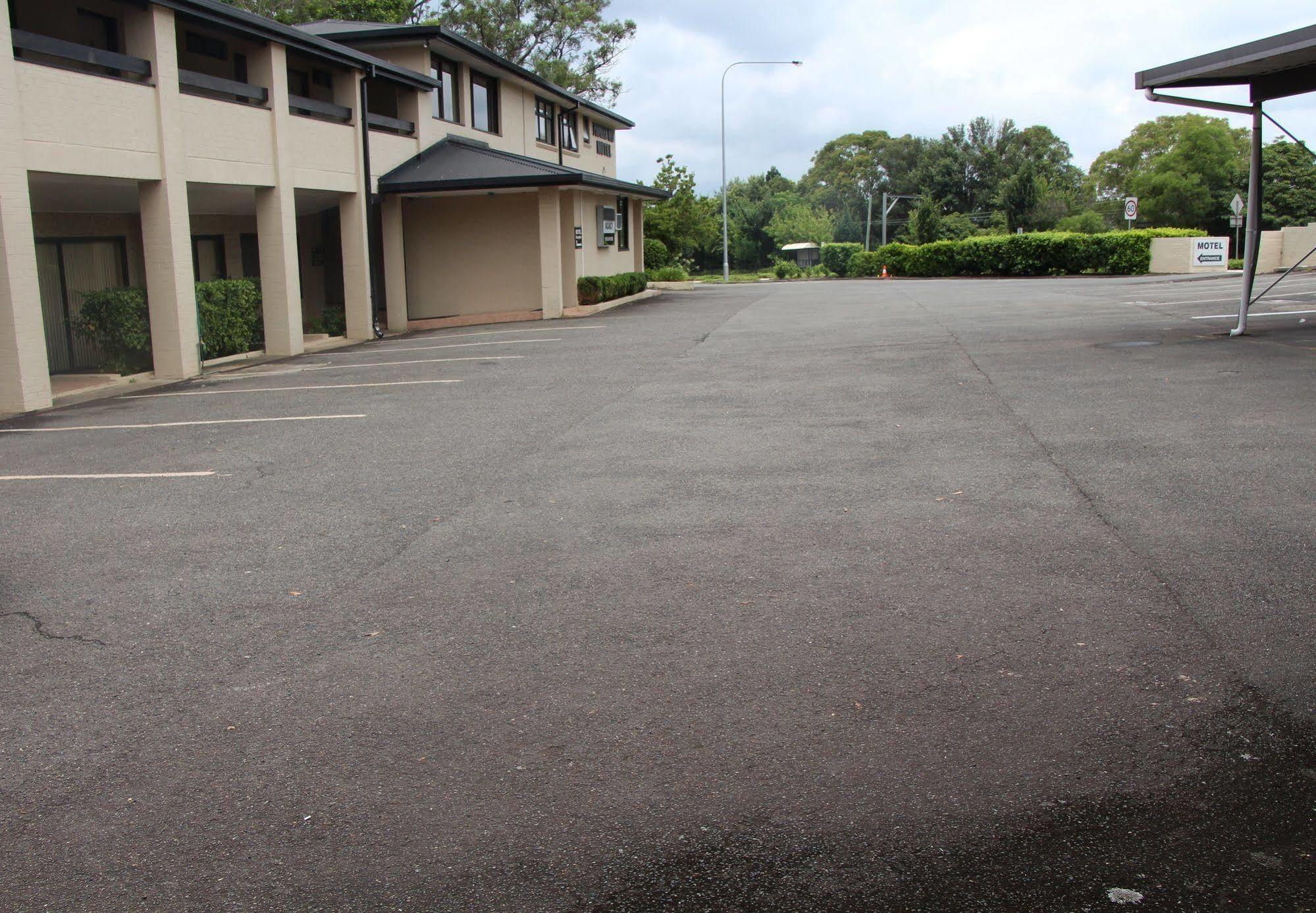The Pioneer Way Motel Springwood Exterior photo