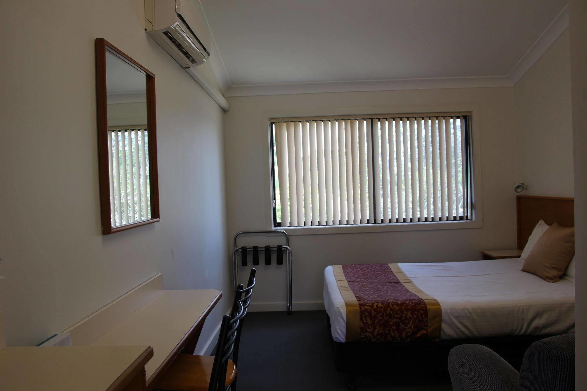 The Pioneer Way Motel Springwood Exterior photo